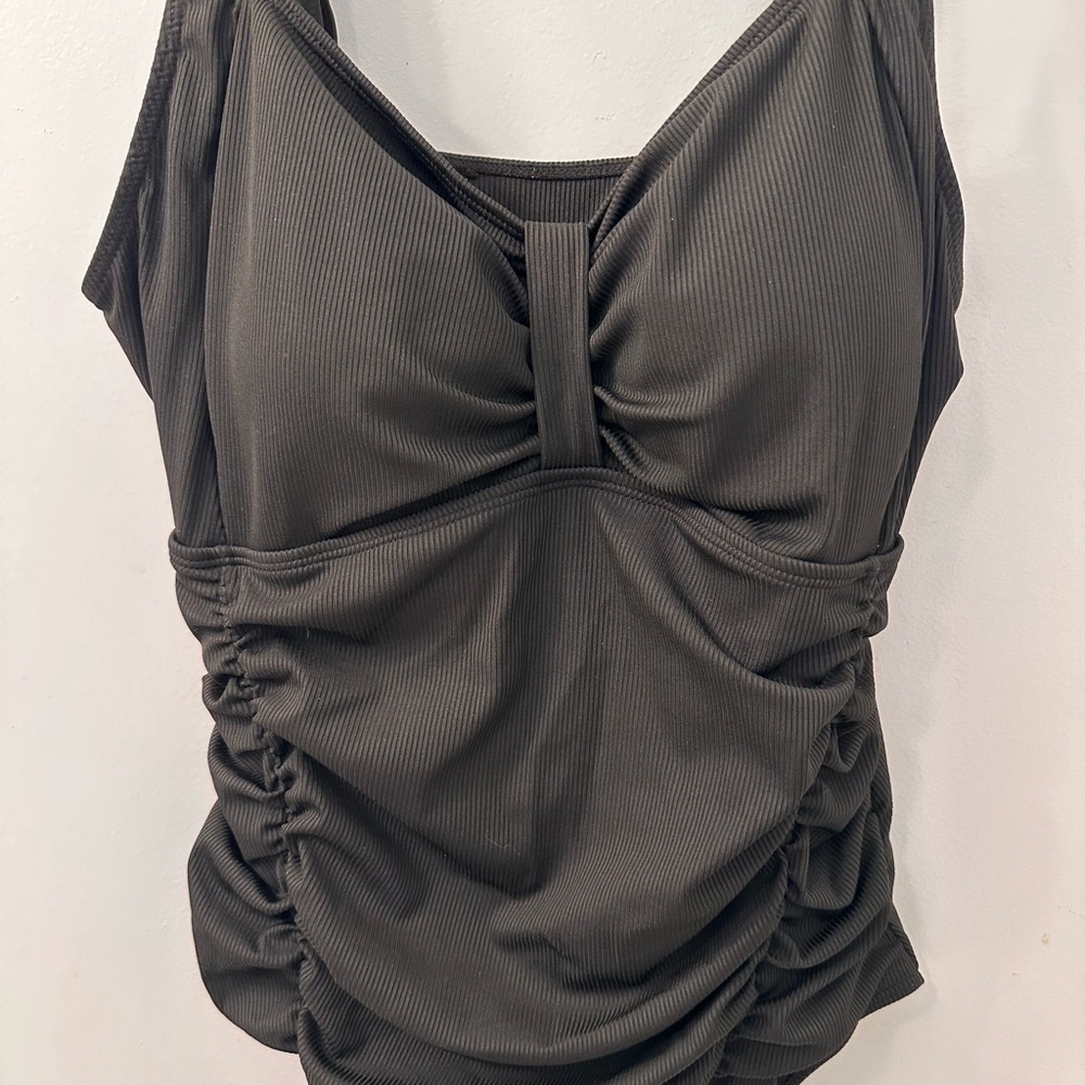 New SHEIN Black One-Piece Ruched Swimsuit 2X - Picture 2 of 5